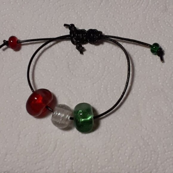 Handmade Christmas Bracelet - Picture 1 of 3